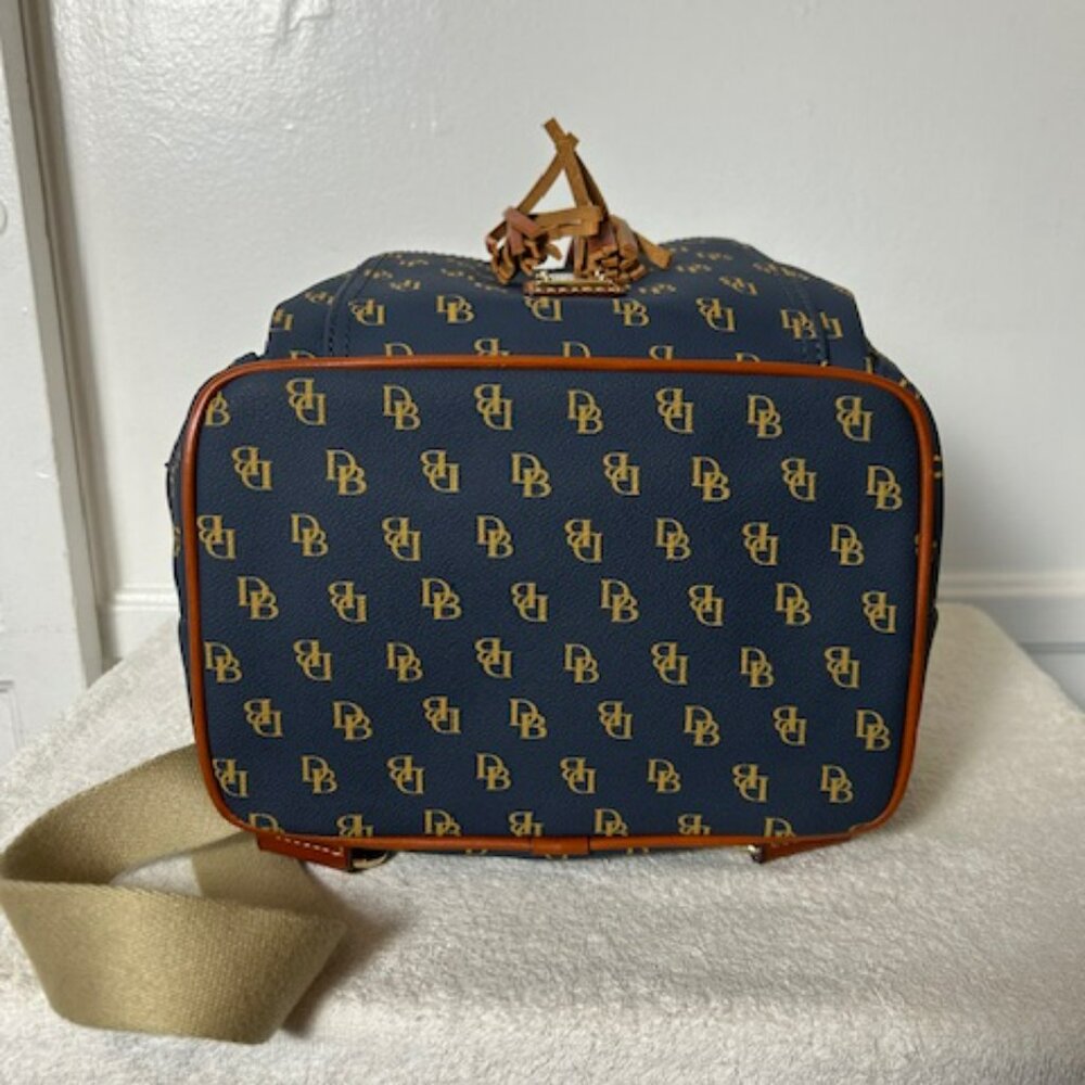 Dooney & Bourke Signature Monogram Navy Tan Bucket Drawstring Backpack Luxury - Picture 7 of 11